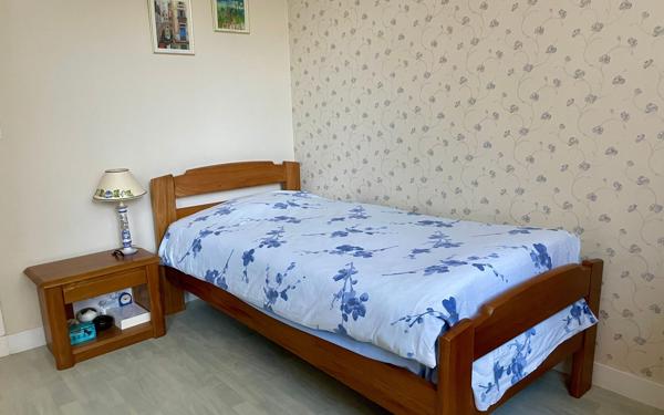 Appartement à vendre    4 pièces • 62,32 m2 Viroflay