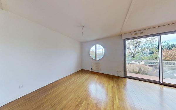Appartement à vendre    3 pièces • 85,74 m2 Lyon 9