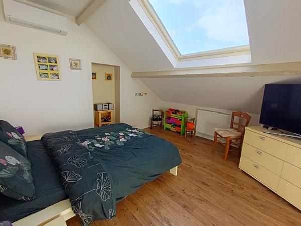 Maison La Haie Fouassiere 6 pièce(s) 200 m2