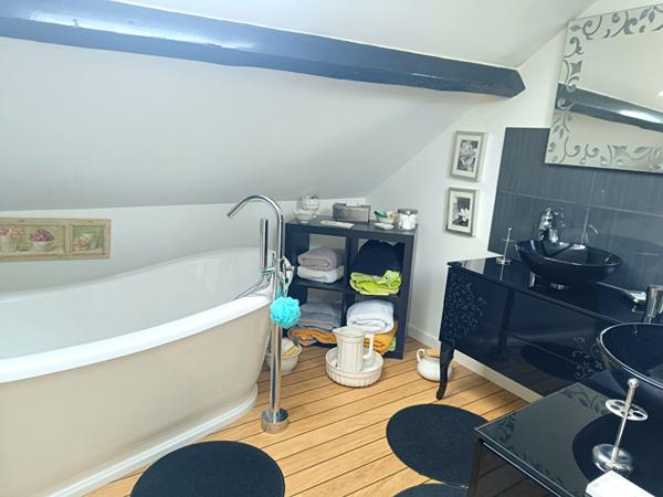 Maison La Haie Fouassiere 6 pièce(s) 200 m2