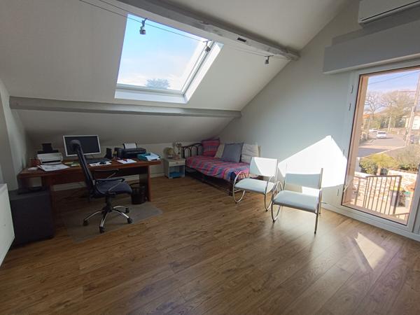 Maison La Haie Fouassiere 6 pièce(s) 200 m2