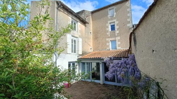 MAISON 5 CHAMBRES NEUVILLE CENTRE