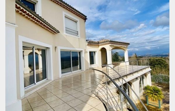 Vente Villa 1.4 hectares - Vue panoramique neuf Viviers   