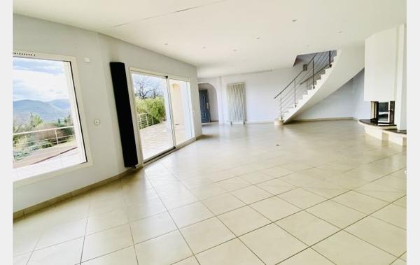 Vente Villa 1.4 hectares - Vue panoramique neuf Viviers   