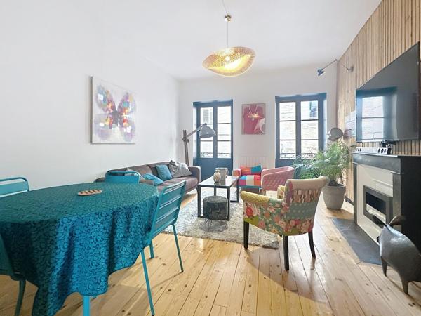 Appartement T2 au premier étage  en centre ville .