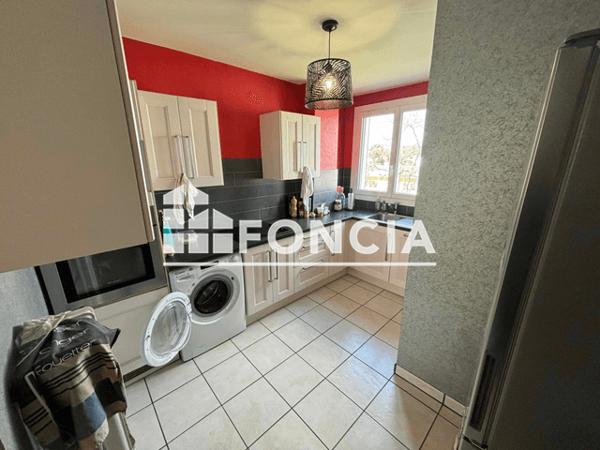Location Appartement meublé 2 pièces 10.43 m² - COLOCATION 3 CHAMBRES Tours 37200