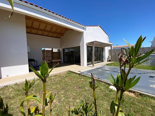 SAINT DENIS - maison 3 chambres/salle d'eau - piscine - 88 m²