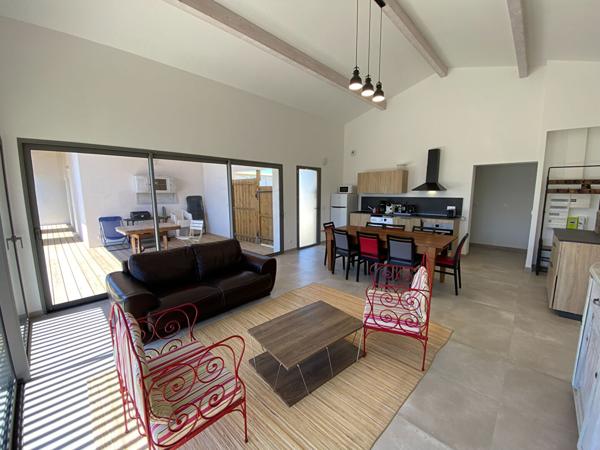 SAINT DENIS - maison 3 chambres/salle d'eau - piscine - 88 m²