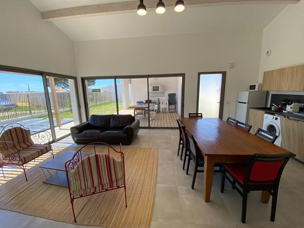 SAINT DENIS - maison 3 chambres/salle d'eau - piscine - 88 m²