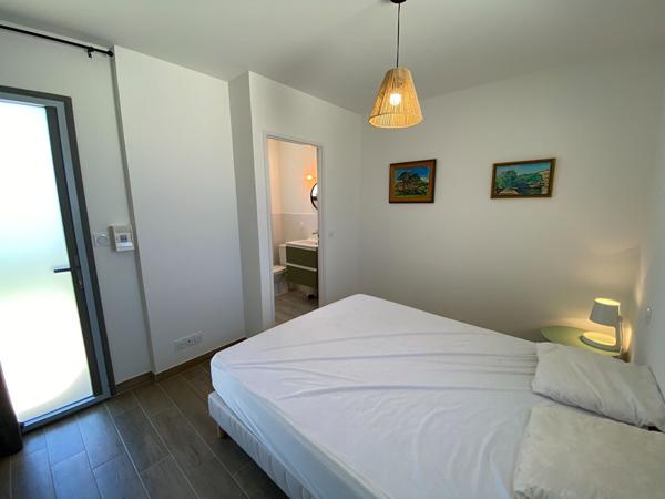 SAINT DENIS - maison 3 chambres/salle d'eau - piscine - 88 m²