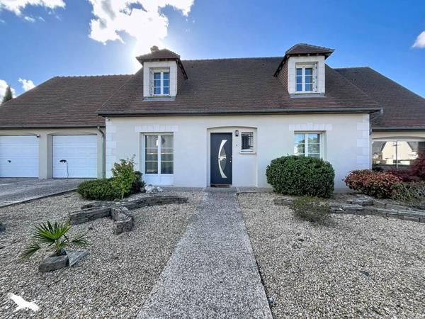 Maison à vendre 440 154 € Luynes 8 p 170 m² DPE C