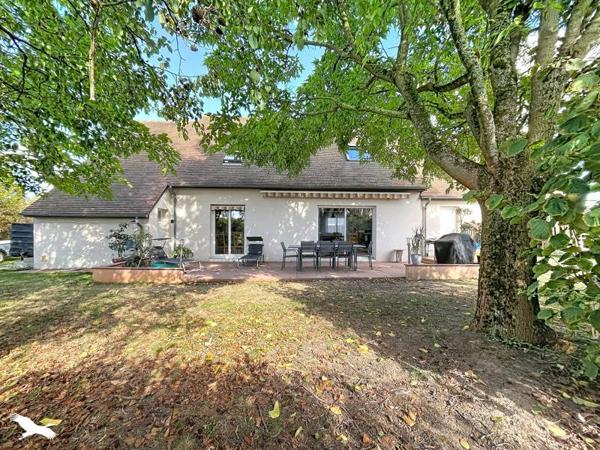Maison à vendre 440 154 € Luynes 8 p 170 m² DPE C