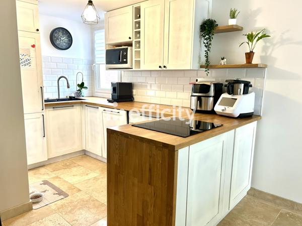 Maison 3 pièces - 74 m² Exclusivité efficity