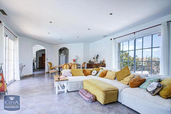 Maison à vendre 6 pièces Cassagnes (66720)