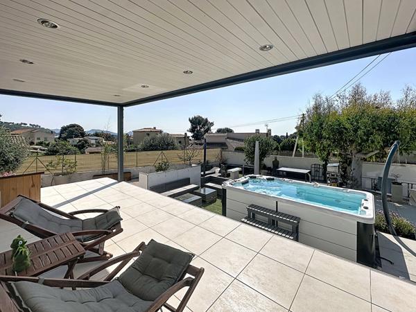 A vendre Maison T6 172m2 La Ciotat Jardin vue mer