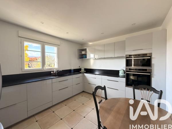 Maison à vendre 5 pièces 123,33 m² Les Mées