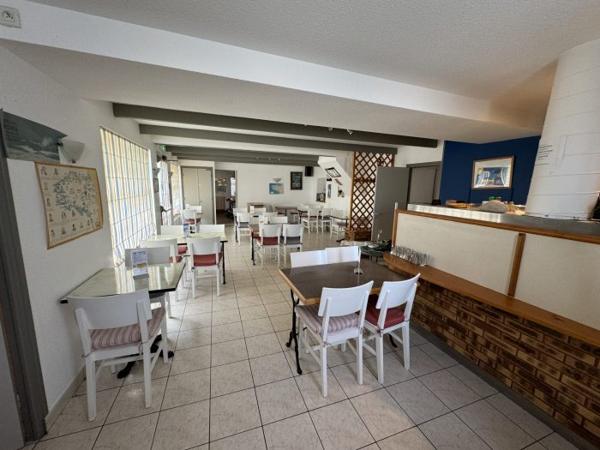 Hôtel, restaurant Saint-Pol-de-Léon 204 m²