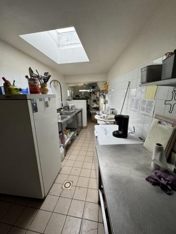 Hôtel, restaurant Saint-Pol-de-Léon 204 m²