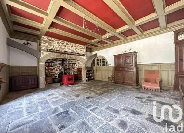 Domaine 12 pièces de 470 m² à Anglards-de-Saint-Flour (15100)