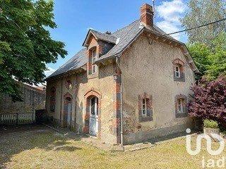 Domaine 12 pièces de 470 m² à Anglards-de-Saint-Flour (15100)