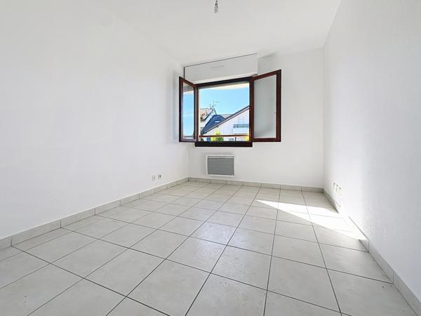 Appartement à vendre 3 pièces VILLE LA GRAND (74)