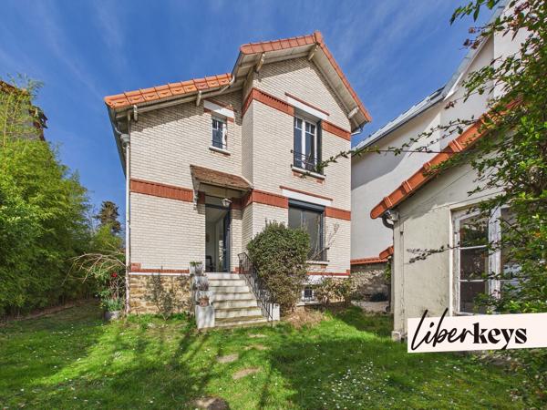 Maison de charme avec grand jardin – Quartier Le Parc, RER à pied.