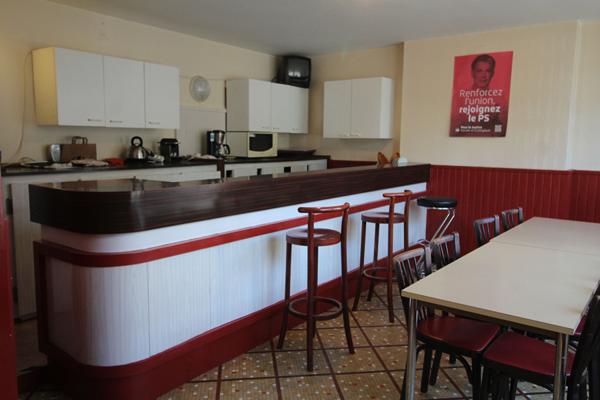 LOCAL COMMERCIAL 217m2 NEVERS