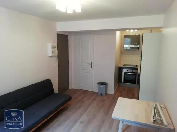 Appartement à louer 1 pièce 21.78m²