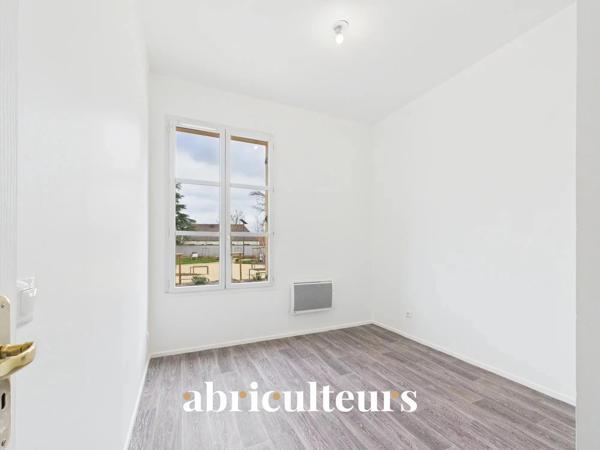T3 avec Jardin, Terrasse et Jolie Vue sur le Pigeonnier Résidence de Standing à Survilliers