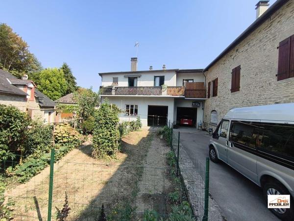 Maison type T4, avec trois garages, jardin et cour 19470 Le Lonzac