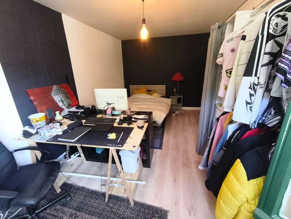 Maison type T4, avec trois garages, jardin et cour 19470 Le Lonzac