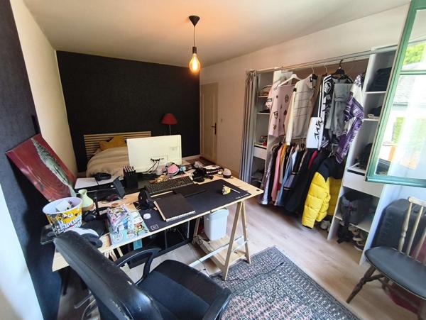 Maison type T4, avec trois garages, jardin et cour 19470 Le Lonzac