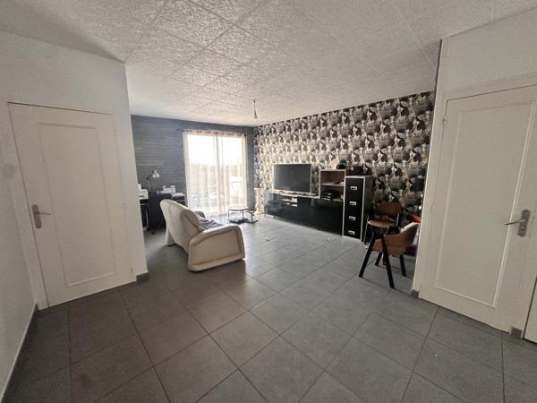 Immeuble  456 m²  2 etage(s) TRAD_ALIZE_OPTIONS_TRAD_ALIZE_OPTIONS_LABEL_etage