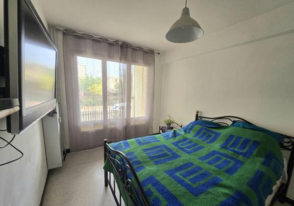 Saint-Laurent-du-Var (06700) Rare à Saint-Laurent-du-Var : 4/5 pièces avec jardin + garage !