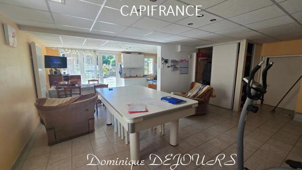 Située dans la magnifique Vallée de l'Eyrieux, à St Fortunat, venez découvrir cette belle maison très bien entretenue. Jardin. Garage. Logement indépendant pour location ou accueillir ses invités.