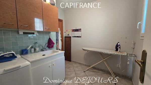 Située dans la magnifique Vallée de l'Eyrieux, à St Fortunat, venez découvrir cette belle maison très bien entretenue. Jardin. Garage. Logement indépendant pour location ou accueillir ses invités.