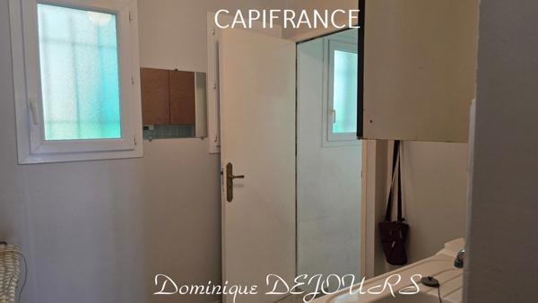 Située dans la magnifique Vallée de l'Eyrieux, à St Fortunat, venez découvrir cette belle maison très bien entretenue. Jardin. Garage. Logement indépendant pour location ou accueillir ses invités.