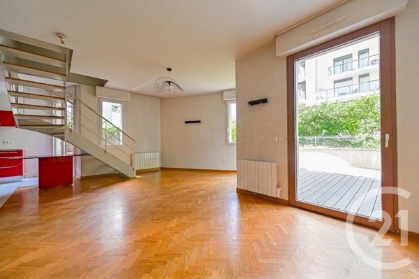 Appartement F4 / 5 à vendre  4 pièces - 85 m 2   PARIS  - 75012