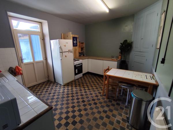 Maison à vendre  4 pièces - 124,10 m2 ST CHARTIER - 36