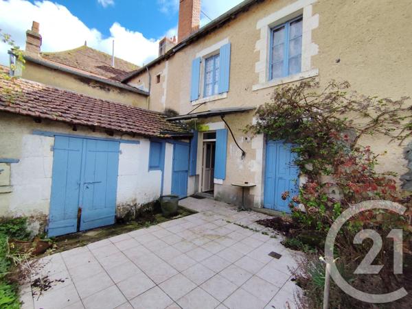 Maison à vendre  4 pièces - 124,10 m2 ST CHARTIER - 36