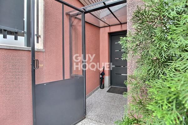 CHAVILLE RIVE GAUCHE - MAISON DE VILLE DE CARACTERE ENTIEREMENT RENOVEE ET ISOLEE