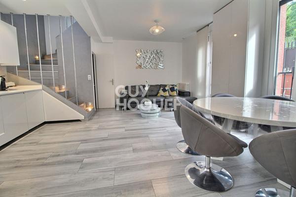 CHAVILLE RIVE GAUCHE - MAISON DE VILLE DE CARACTERE ENTIEREMENT RENOVEE ET ISOLEE