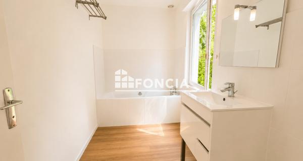 À vendre Maison 5 pièces 152 m² - Larçay 37270