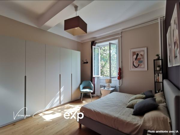 Oullins centre – Grande maison familiale avec jardin 632 m² – Métro à pied
