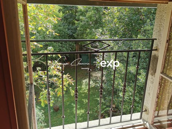 Oullins centre – Grande maison familiale avec jardin 632 m² – Métro à pied