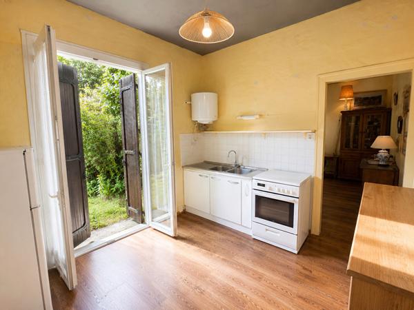 FEYZIN LE HAUT - SECTEUR BÉGUDE : MAISON DE PLAIN-PIED 187 M² ? CALME ABSOLU