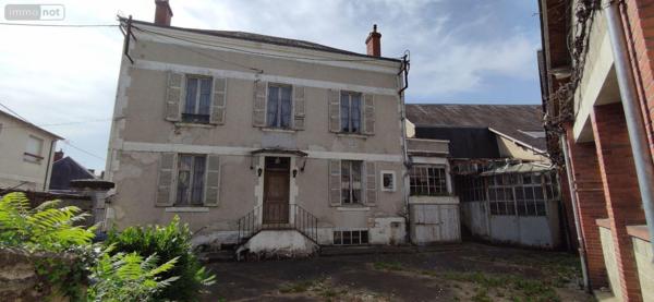 Maison à vendre à Vierzon dans le Cher (18100), ref : 142462M