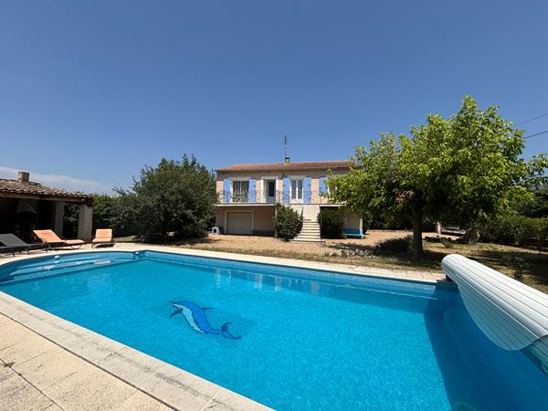 MAISON T4 MEUBLÉE 95M² ISLE SUR LA SORGUE AVEC JARDIN ET PISCINE