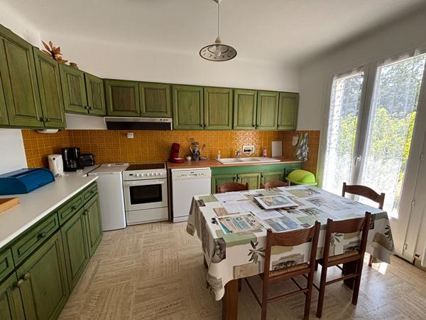 MAISON T4 MEUBLÉE 95M² ISLE SUR LA SORGUE AVEC JARDIN ET PISCINE