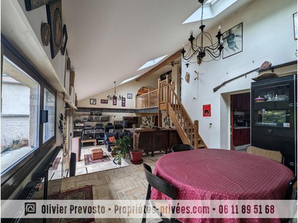 Maison Verrières Le Buisson 8 pièce(s) 180m2